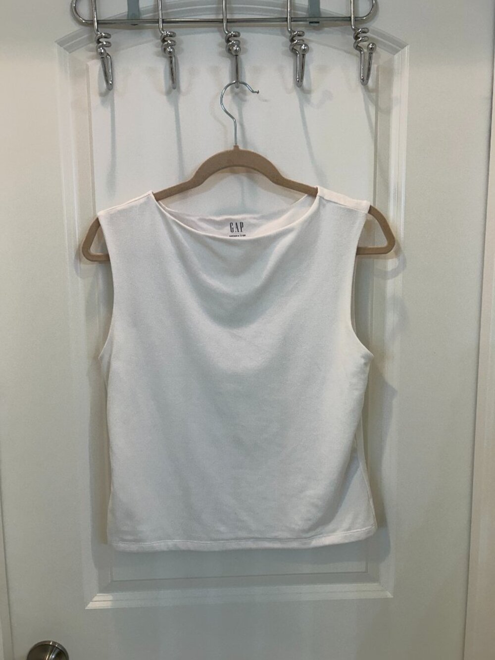 Gap Modern Boatneck Sleeveless Top - Off White